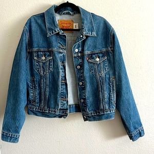 Levi’s denim jacket - great condition.